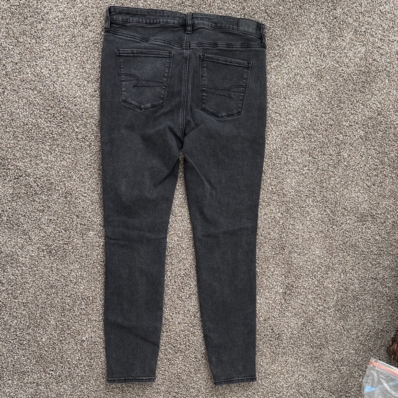 American Eagle Outfitters Black Distressed Skinny Jeans - Picture 5 of 5